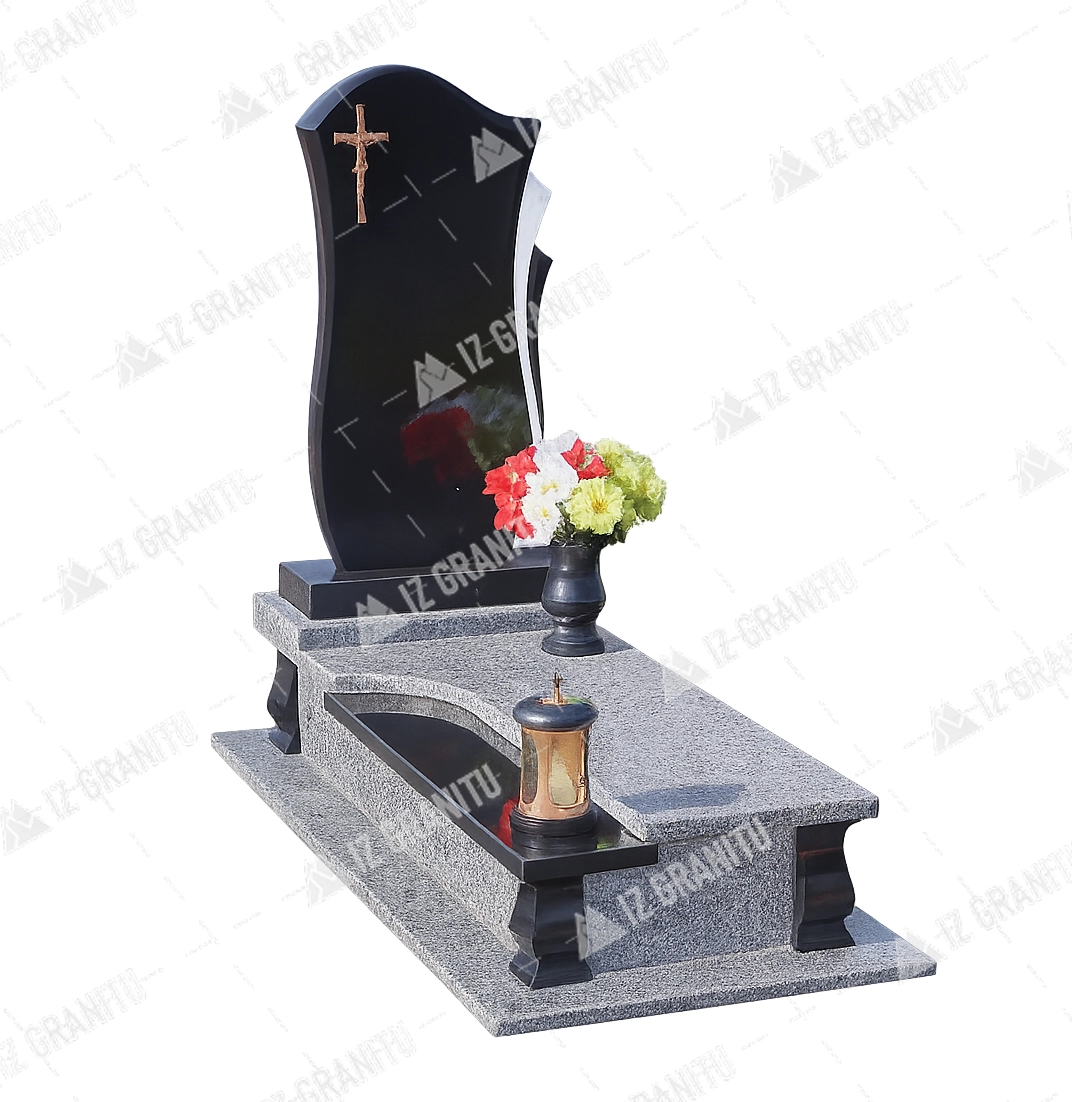 Одинарний пам'ятник 32